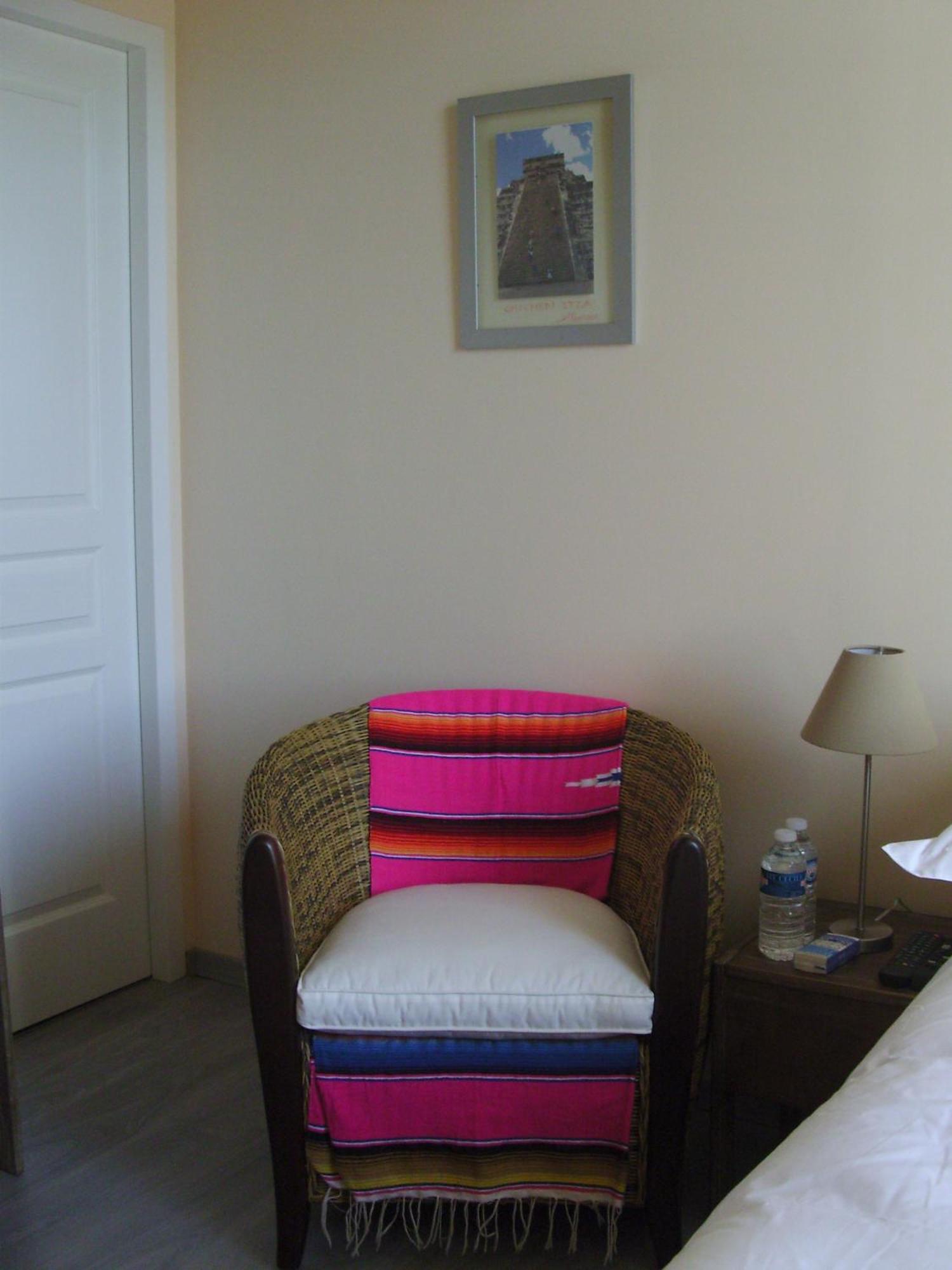 Les Chambres De Jeannette Marseille Luaran gambar