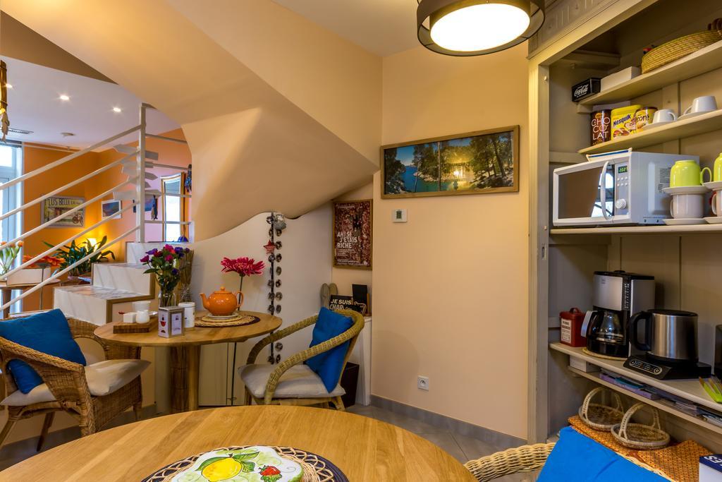 Les Chambres De Jeannette Marseille Luaran gambar