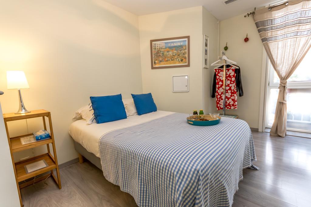 Les Chambres De Jeannette Marseille Luaran gambar