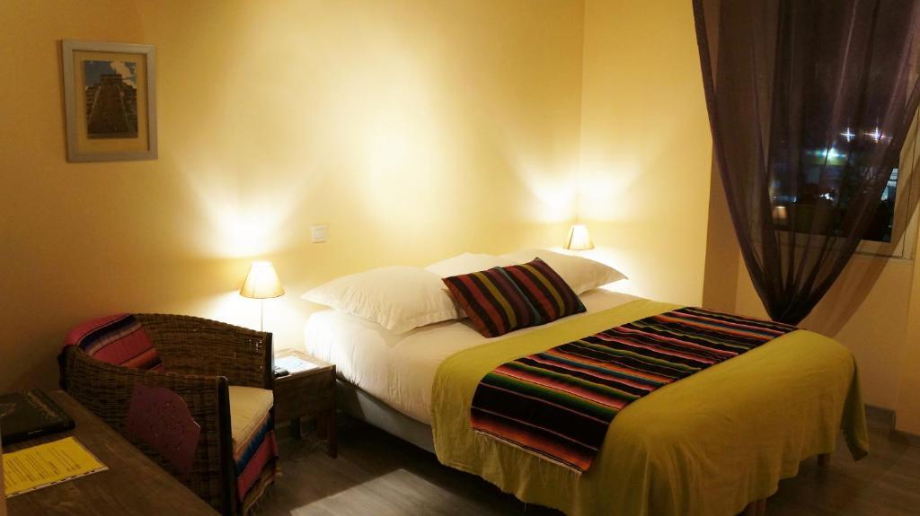 Les Chambres De Jeannette Marseille Luaran gambar
